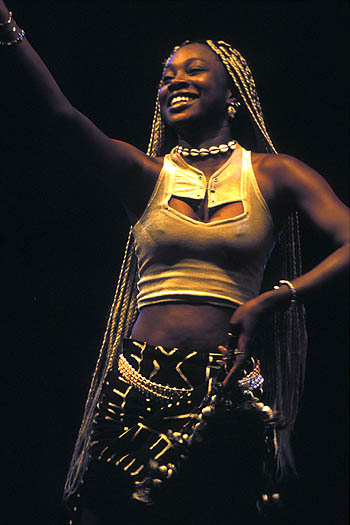 UNE DANSEUSE